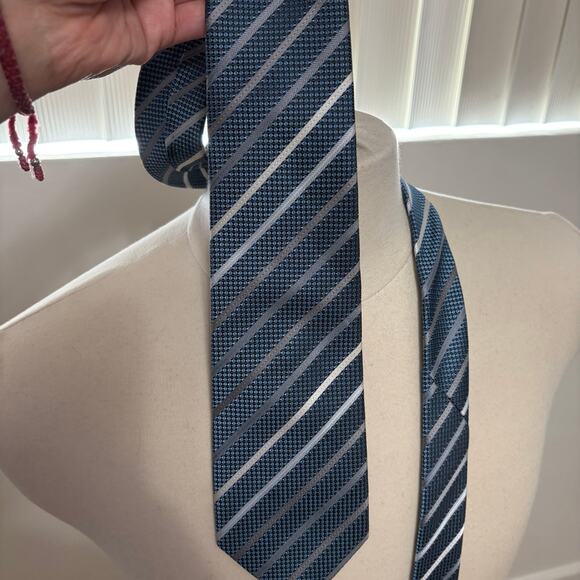 Vitorofolo Blue Striped Men's Neck Tie One Size - Picture 3 of 5